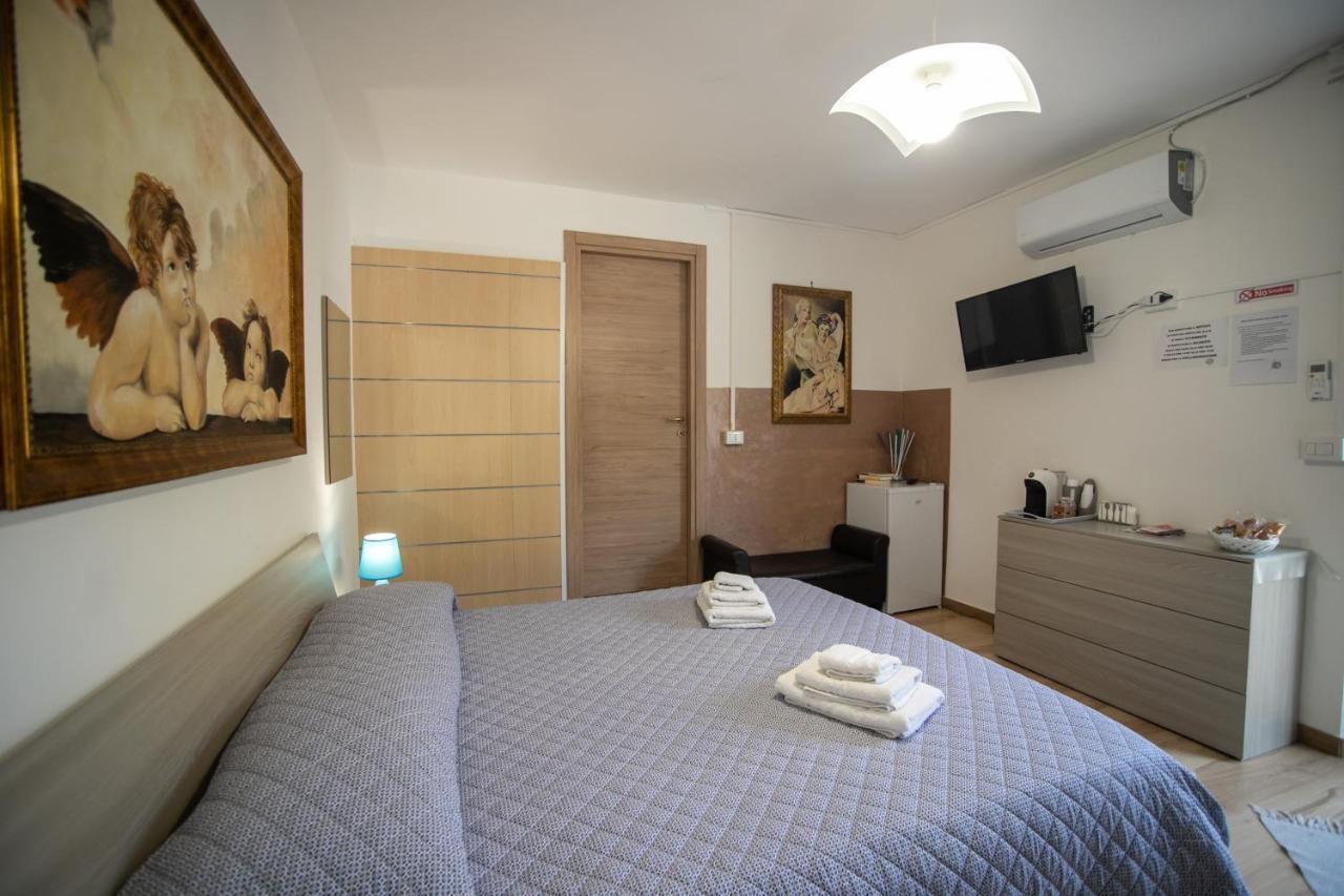 Royal Rooms 테라치나 외부 사진